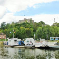 Weserfaehre und Burg Polle Mueller